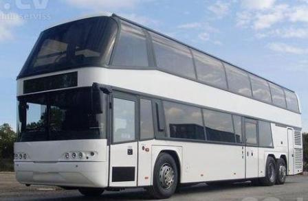 Divstāvu autobusa noma Alūksnē 67 69 70 72 75 sēdvietas