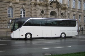 Autobusu noma Alūksnē 44 49 50 55 sēdvietas Biznesa klase Lux klase top klase